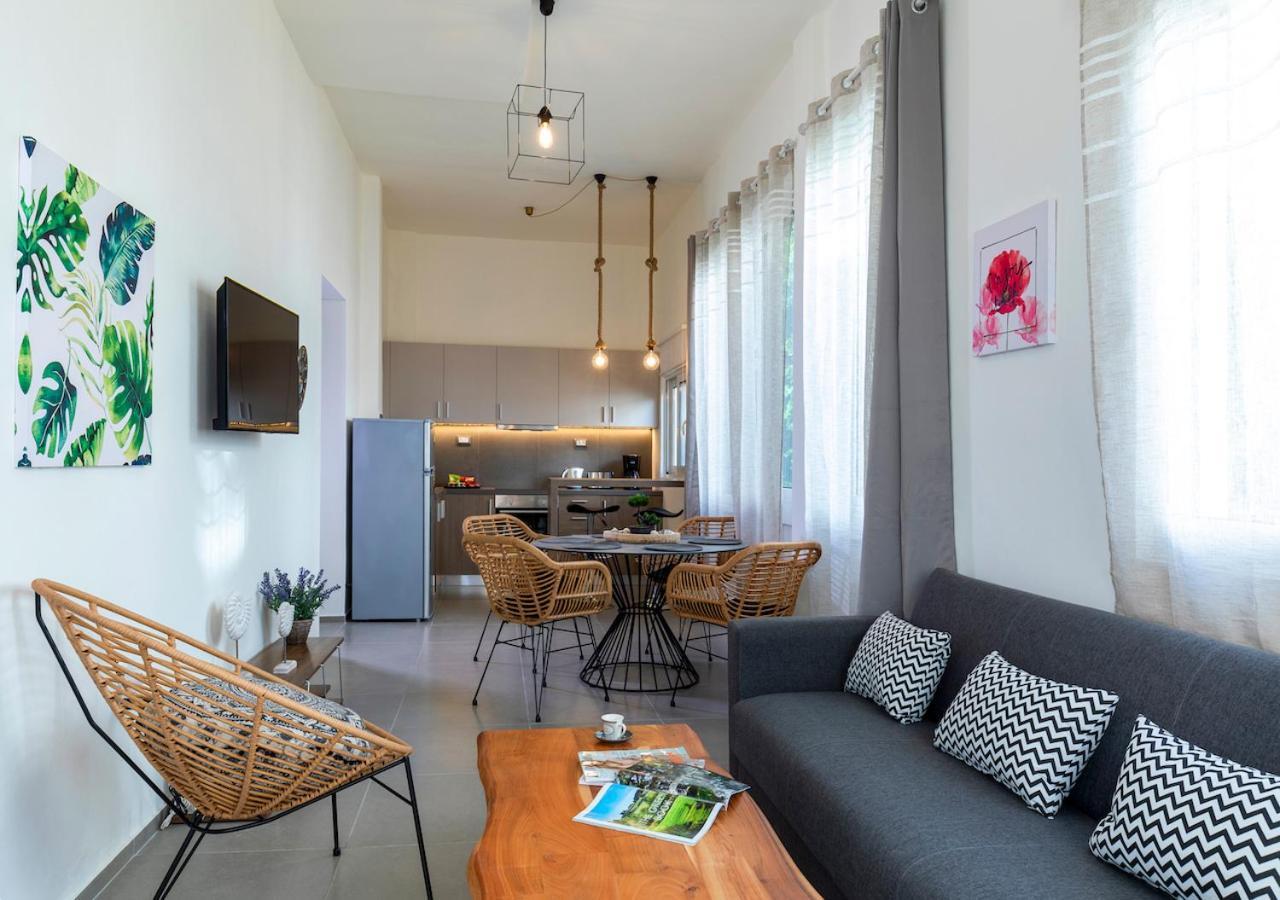 Rose Central Master Bedroom Apartment Rhodes City Bagian luar foto