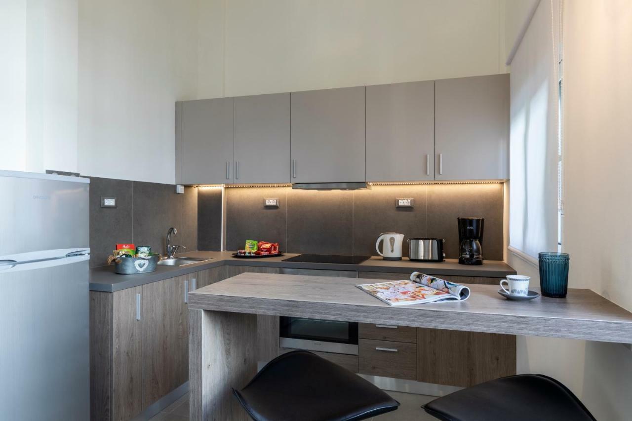 Rose Central Master Bedroom Apartment Rhodes City Bagian luar foto